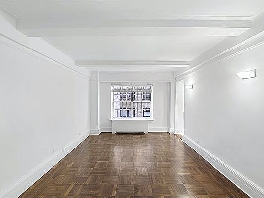 1st image of 162 3rd Ave #6B