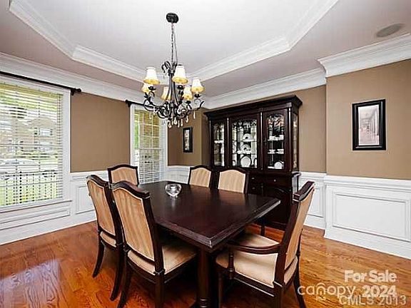 5th image of 12028 New Bond Dr