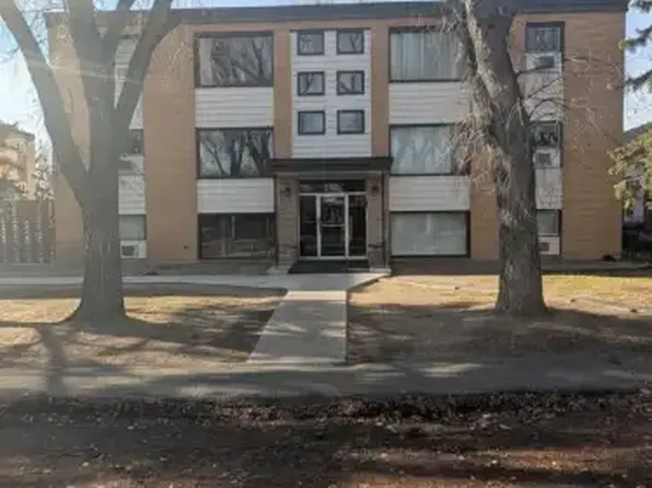 3920 Robinson St #3920D, Regina, SK S4S 3C8