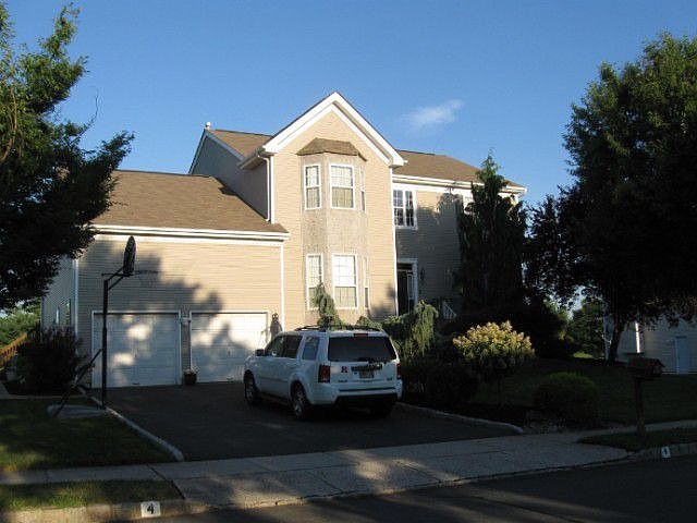 1st image of 4 Country Woods Dr