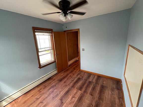 Bedroom #2 - approx 9ft x 10 ft has a wall whiteboard