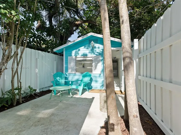 2345 Trapp Ave, Coconut Grove, FL 33133