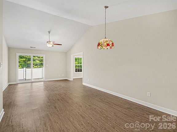 2nd image of 2956 Trimble Cir NW