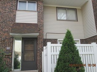 803 White Oak Ln, University Park, IL 60484