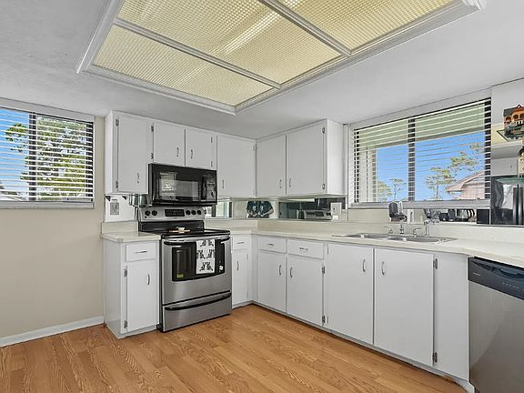 3rd image of 3341 72nd Ave #A
