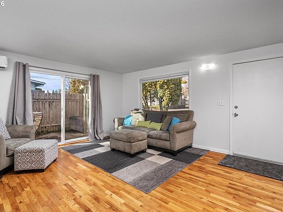 2nd image of 5594 SW Erickson Ave