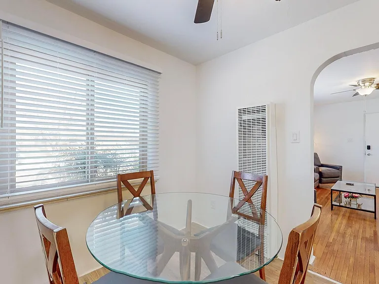 5202 Marquette Ave NE — Photo 15
