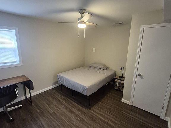 Bedroom #6 w/ closet