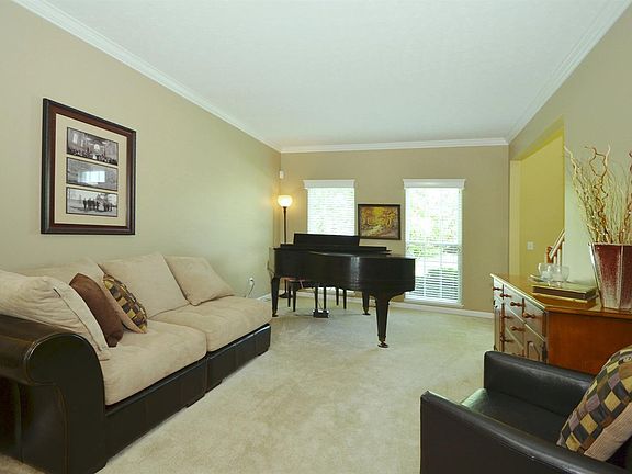 3rd image of 1751 Amberwood Way