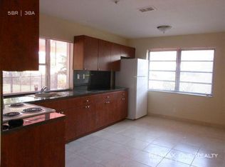3451 NW 37th St, Lauderdale Lakes, FL 33309