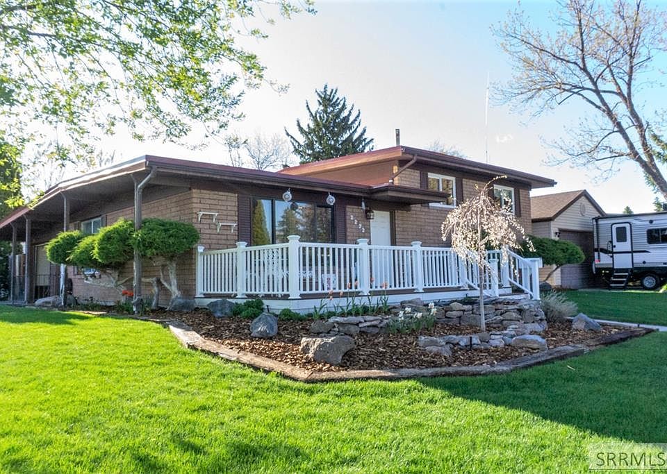 1st image of 2272 Wahlquist Dr