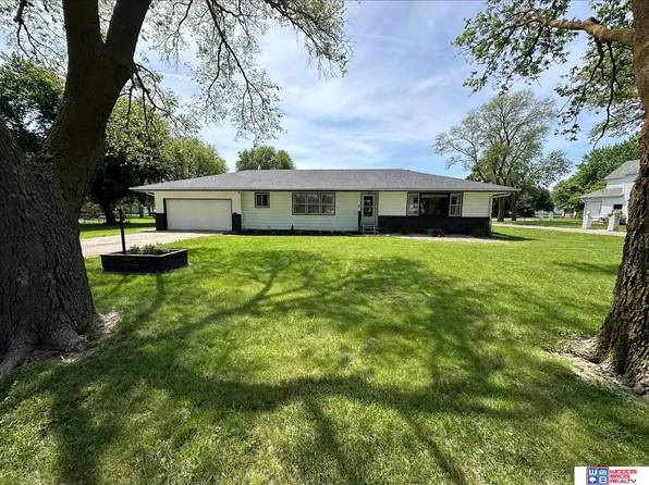 830 Park Ave, Polk, NE 68654