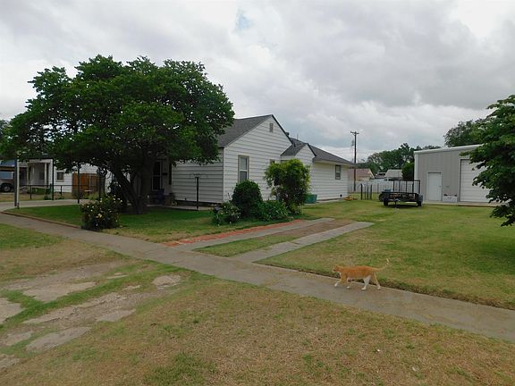 2nd image of 305 & 307 S Ellison St