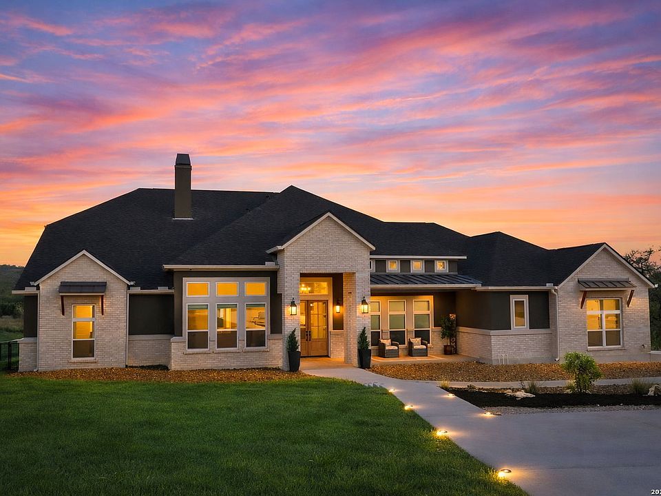 1st image of 321 Vista View Place