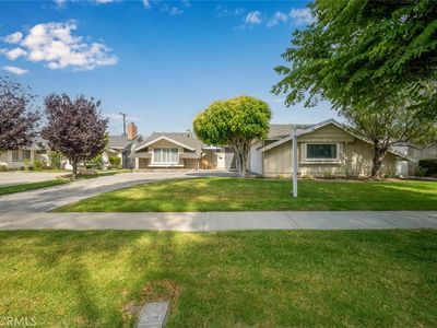 11771 Foster Rd, Los Alamitos, CA, 90720