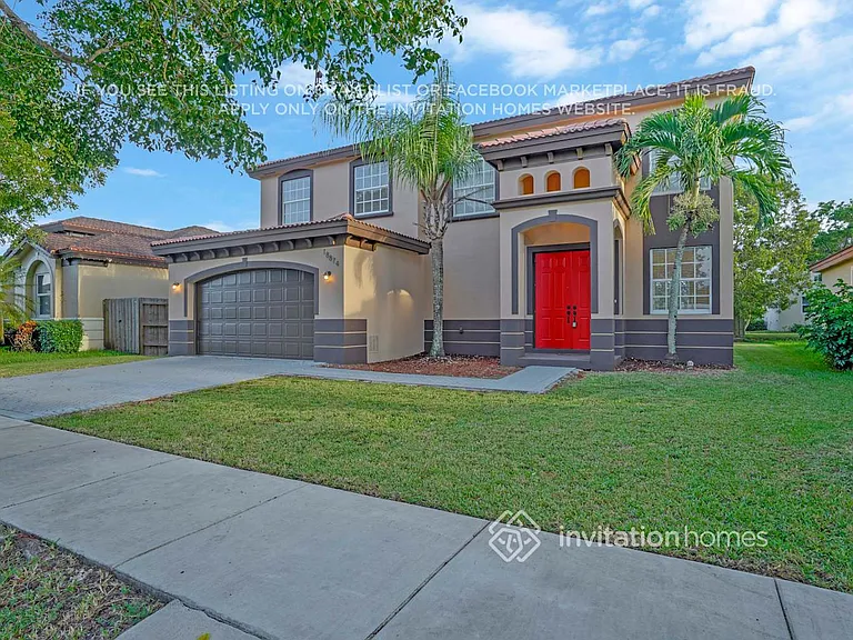 18874 SW 319th St — Photo 2