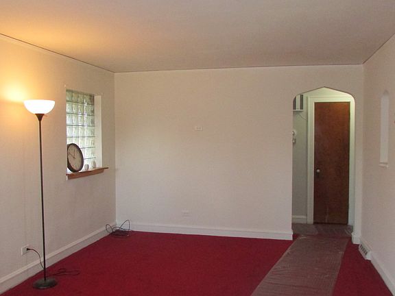 4th image of 10724 S Avenue M