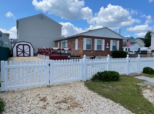 301 Arnold Ave, Seaside Heights, NJ 08751