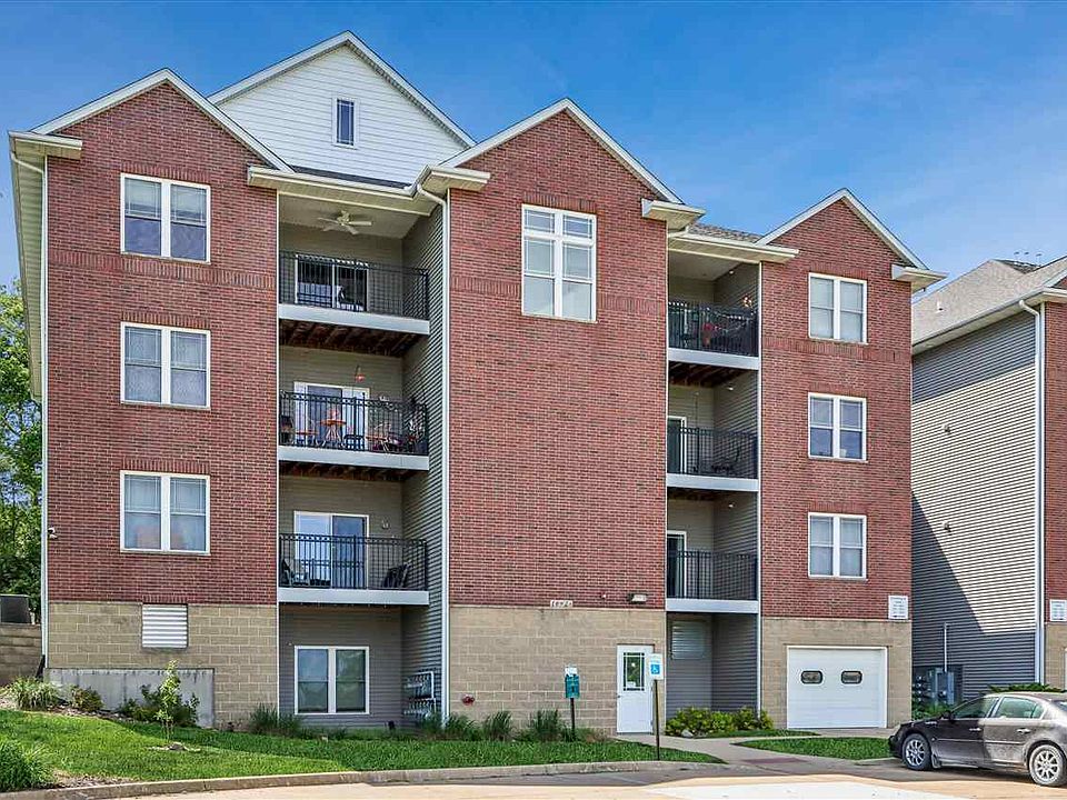 1st image of 1092 Walnut Ave Unit 204