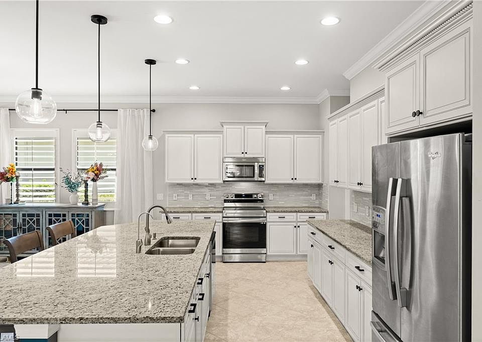 1st image of 4115 Raffia DR