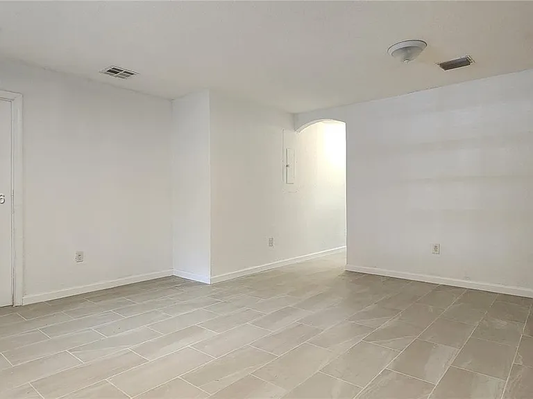 10380 NW 10th Ave #10380 — Photo 12
