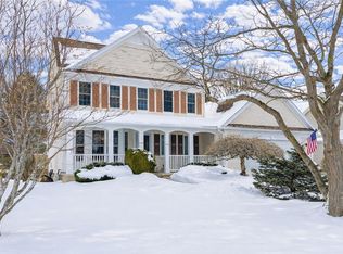 39 Woodworth St, Victor, NY 14564