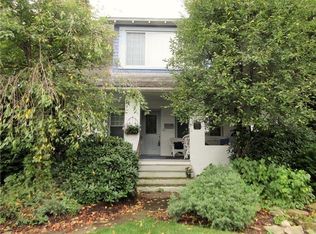 1216 Cambridge St, Natrona Heights, PA 15065