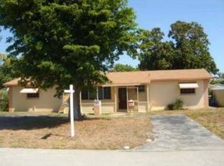 7131 SW 10th Ct, Pembroke Pines, FL 33023