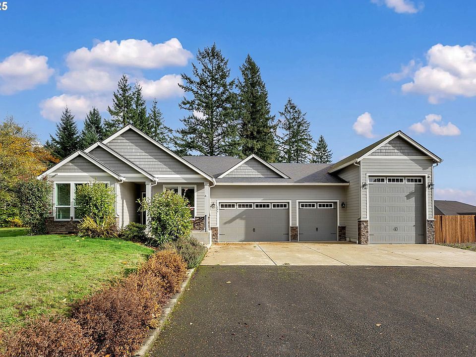 1st image of 241 Junco Ln