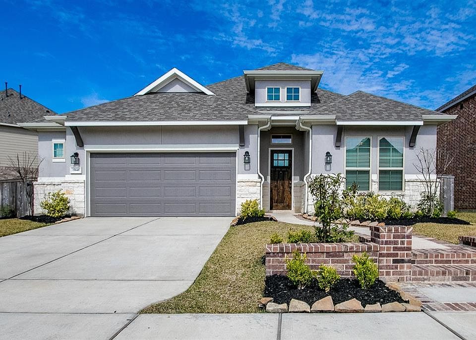 1st image of 16646 Highland Country Dr