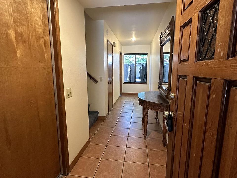 1st image of 263 E Line St APT F