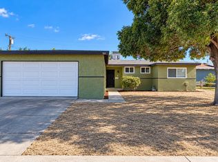 521 E Lingard St, Lancaster, CA 93535