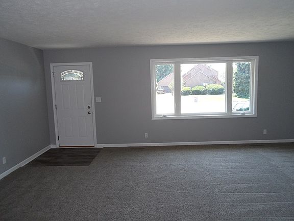 2nd image of 3551 Laura Ave