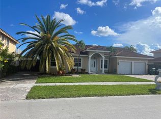 15780 SW 43rd St, Miami, FL 33185