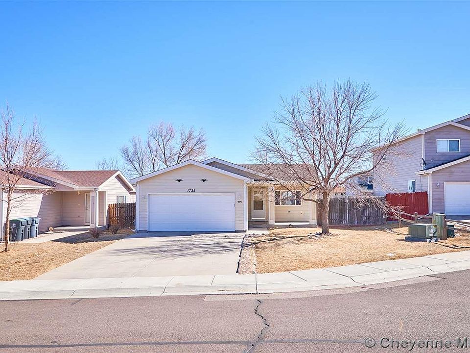 1st image of 1725 Appaloosa Dr
