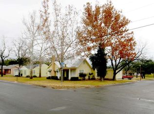 207 S Porter St, Lampasas, TX 76550