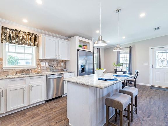 5th image of 227 Sanders Ln #2931