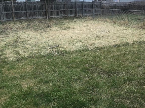 4th image of 32628 Montcalm Ct