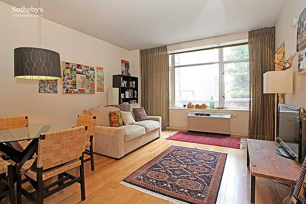 Rented by Sotheby's International Realty | media 1