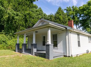 115 E Parker Rd, Morganton, NC 28655