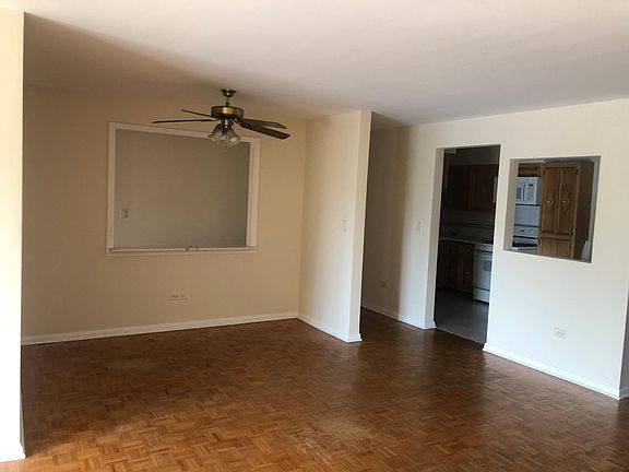 3rd image of 401 S Grove Ave APT 3H