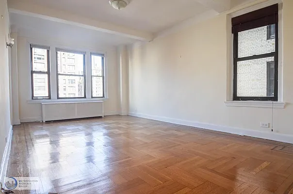 Rented by Metropolitan Property Group | media 27