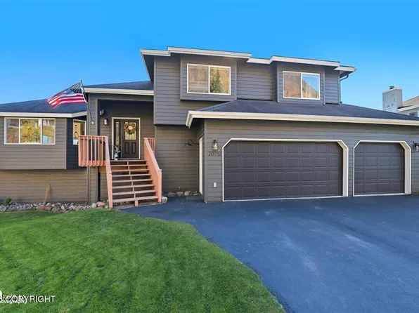 20712 Williamsburg Dr, Eagle River, AK 99577