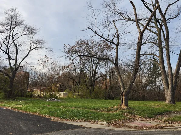 15401 Hazelton St, Detroit, MI 48223