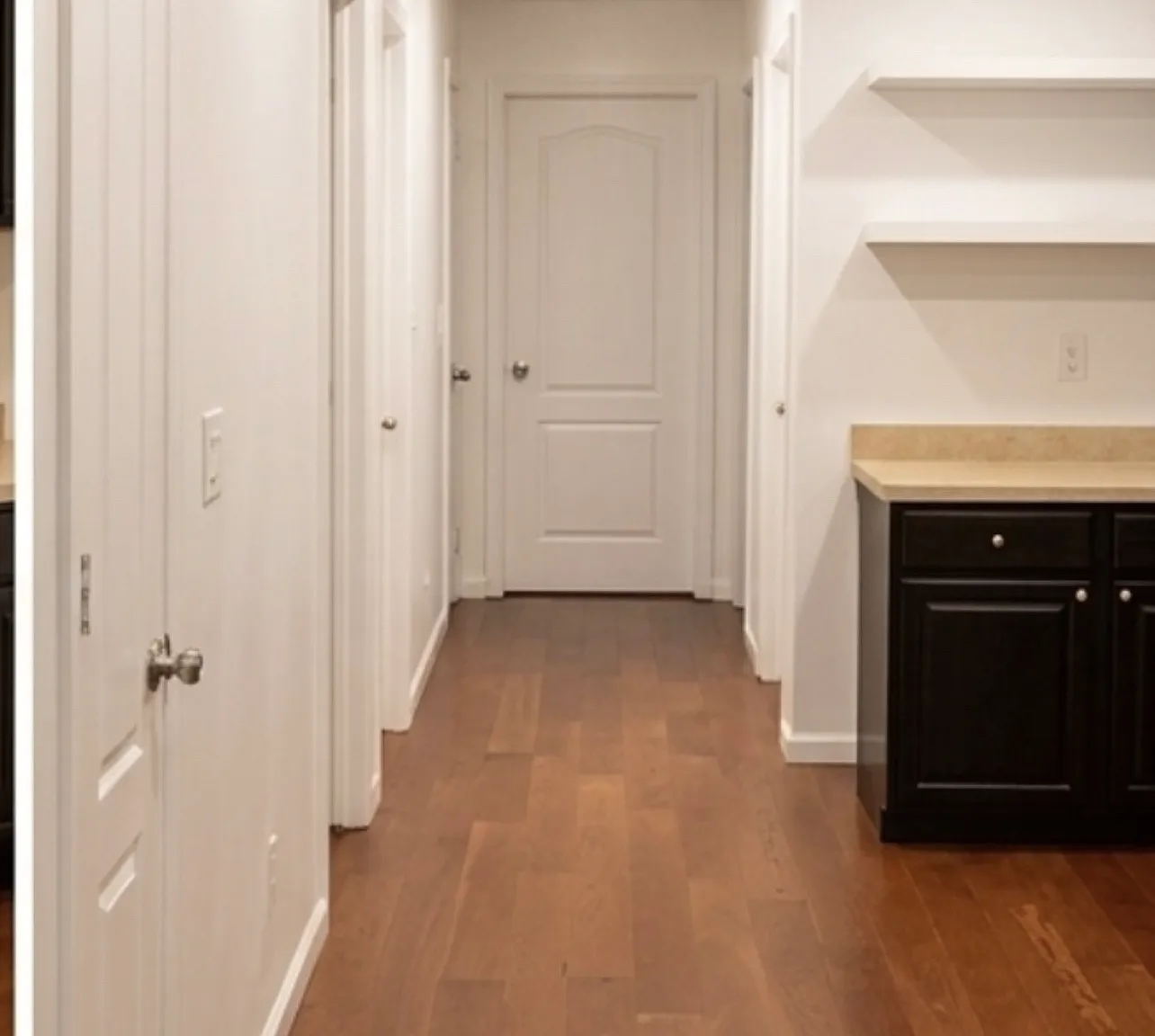 245 Washington St — Photo 4