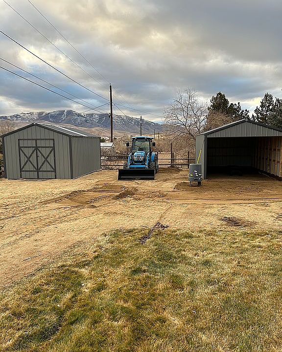 2nd image of 2670 Knob Hill Dr
