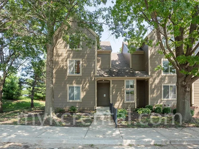 11204 Nieman Rd #101 — Photo 1