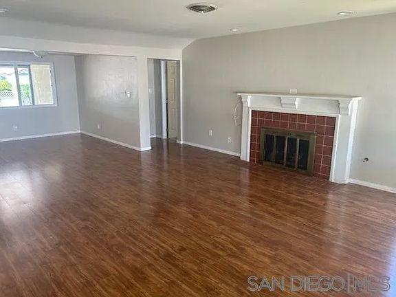 2nd image of 546 Garfield Ave
