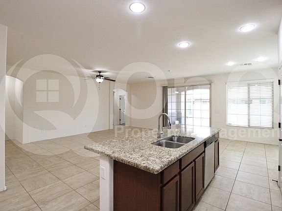 5th image of 2980 E Ridgewood Ln