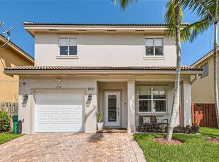 8957 SW 215th Ln, Cutler Bay, FL 33189